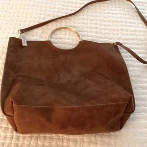 New shoulder bag with tags